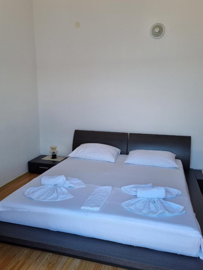 Bed And Breakfast Miramar Starigrad Exterior photo