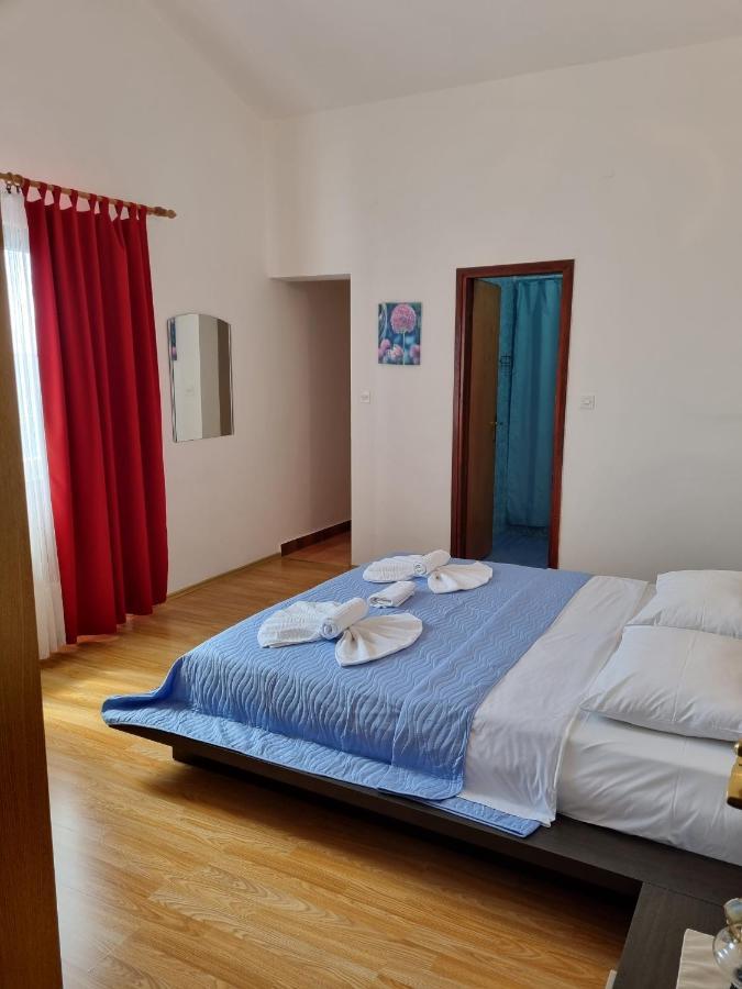 Bed And Breakfast Miramar Starigrad Exterior photo