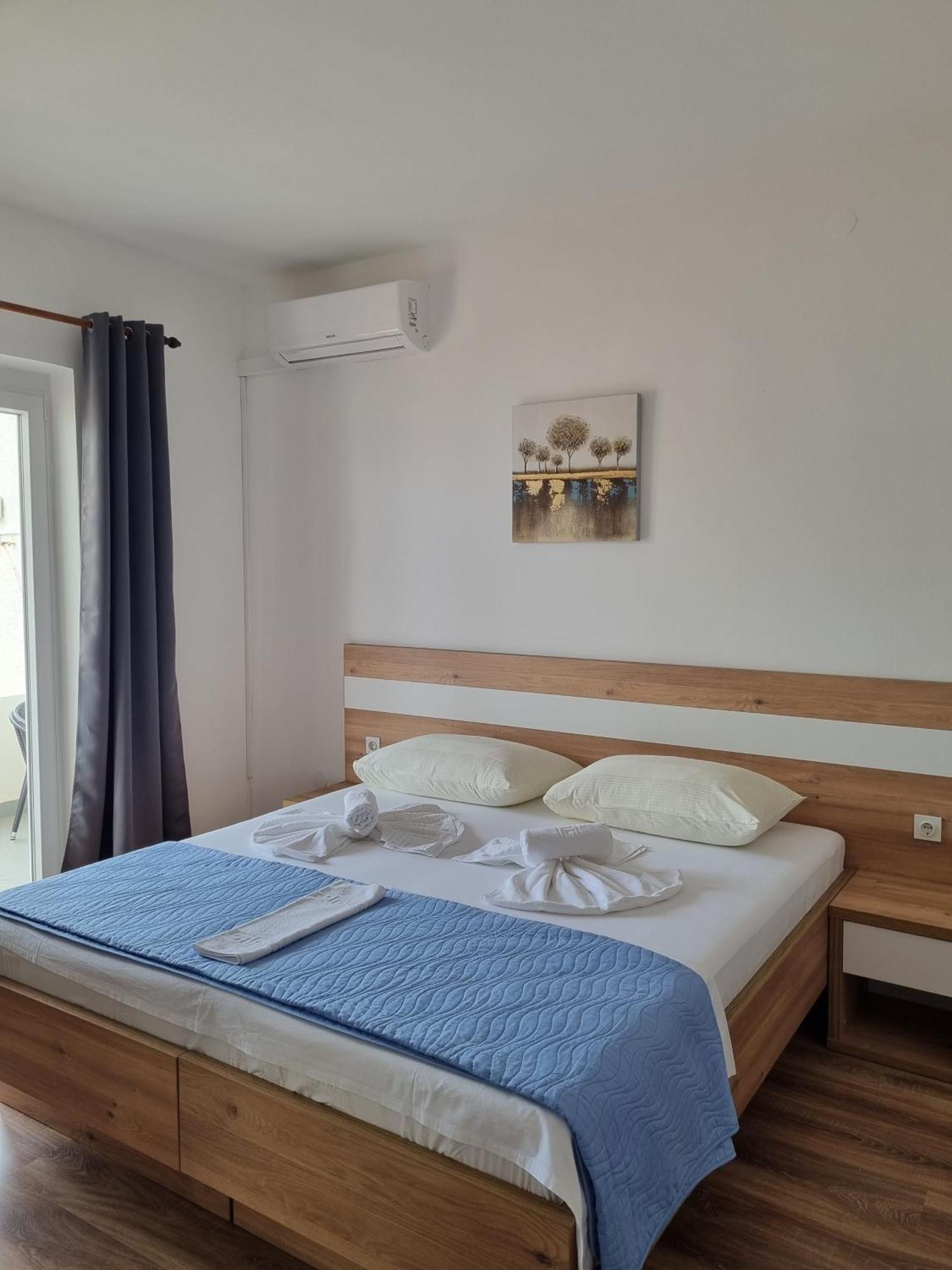 Bed And Breakfast Miramar Starigrad Exterior photo