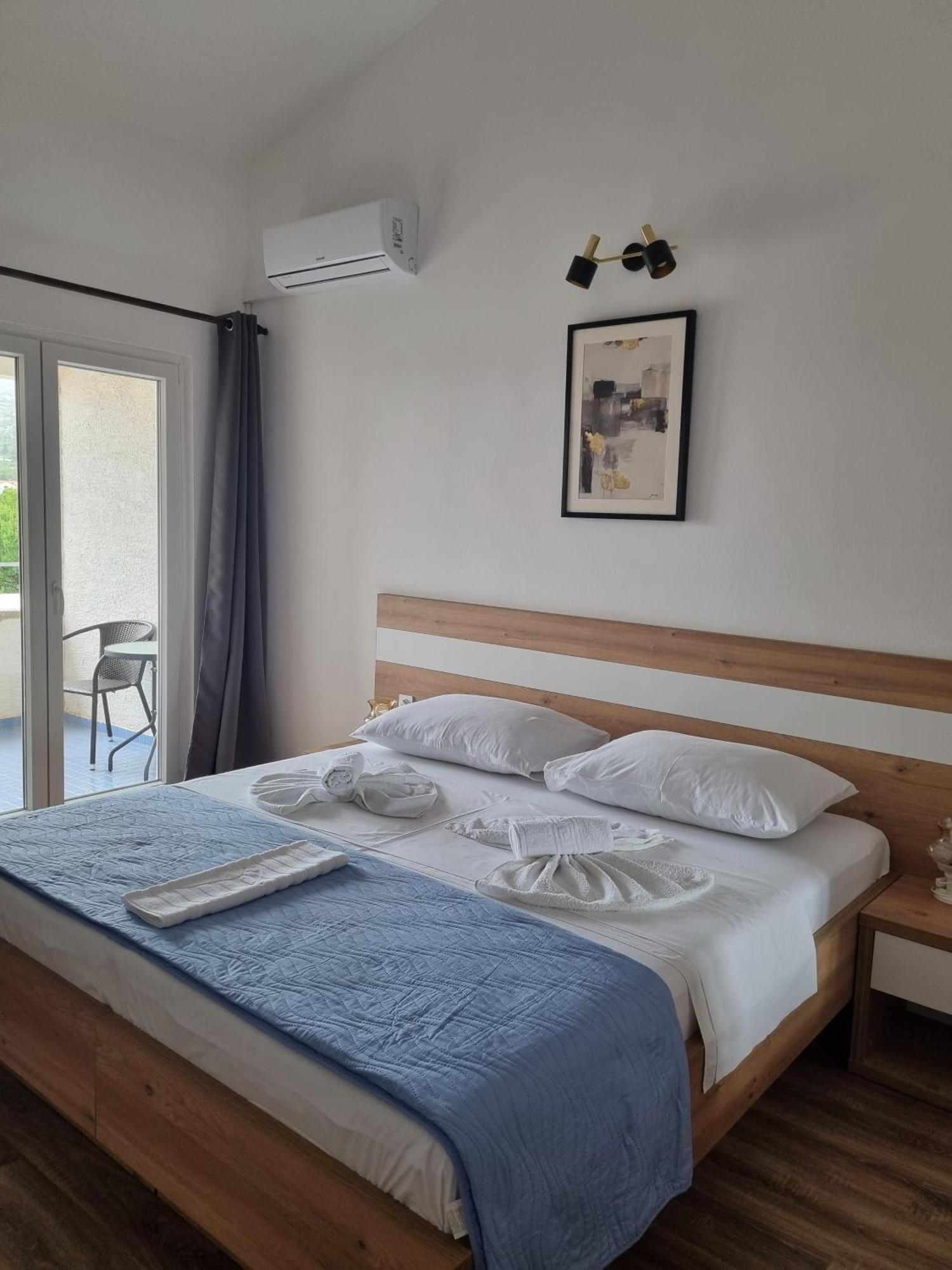 Bed And Breakfast Miramar Starigrad Exterior photo