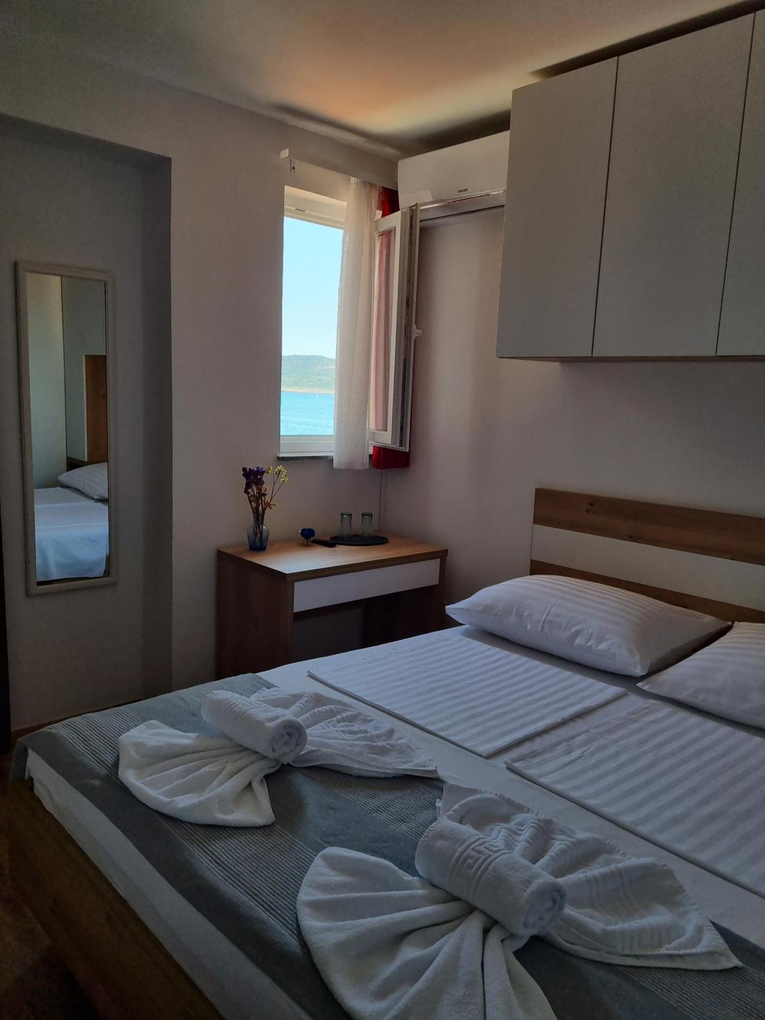 Bed And Breakfast Miramar Starigrad Exterior photo
